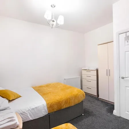 Modern, Spacious With Free Parking Lägenhet Leeds (West Yorkshire)